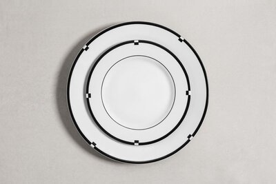 Plato Playo 27 cm- Porcelana Tsuji -7321- con Borde Negro - Porcelana-7321 - con borde NEGRO