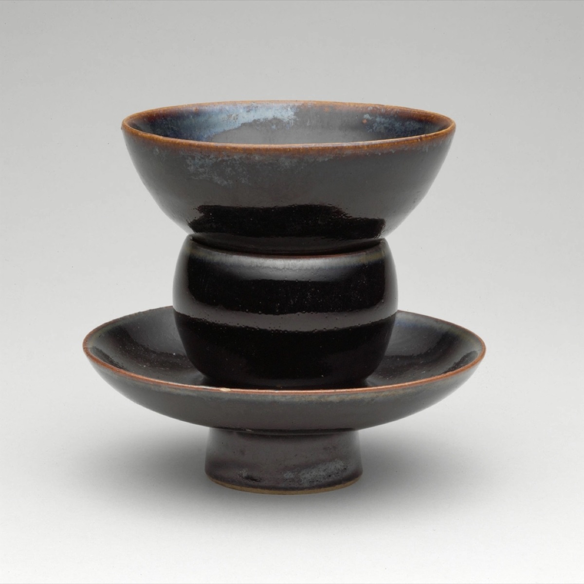 Taza con plato de cerámica